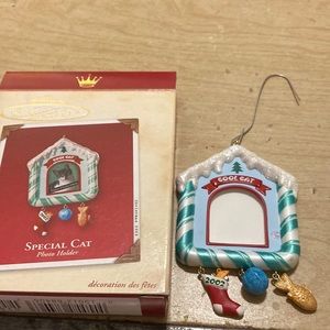 Hallmark cat frame